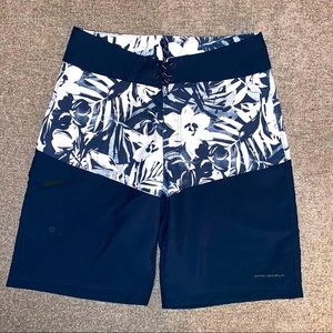 Columbia PFG shorts